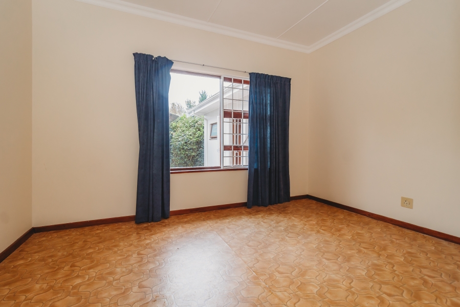 4 Bedroom Property for Sale in Heatherlands Western Cape